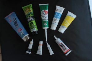 अल्ट्रासोनिक सील कॉस्मेटिक ट्यूब भरने की मशीन